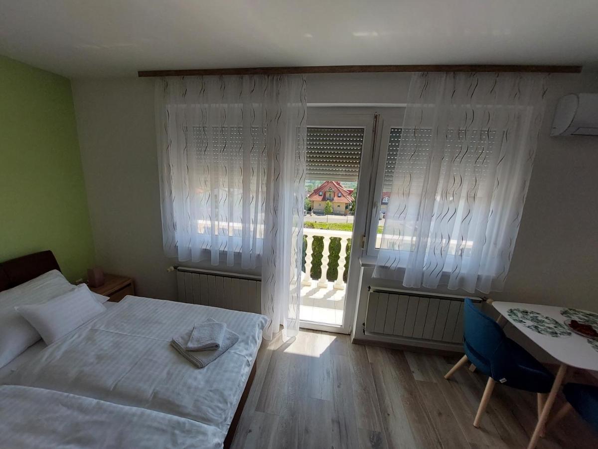Villa Laar Hévíz Buitenkant foto