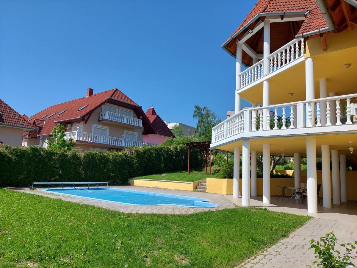 Villa Laar Hévíz Buitenkant foto