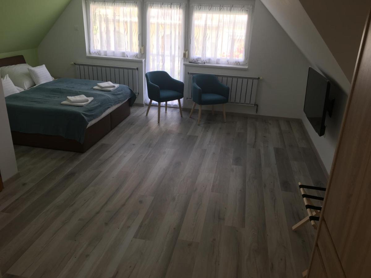 Villa Laar Hévíz Buitenkant foto